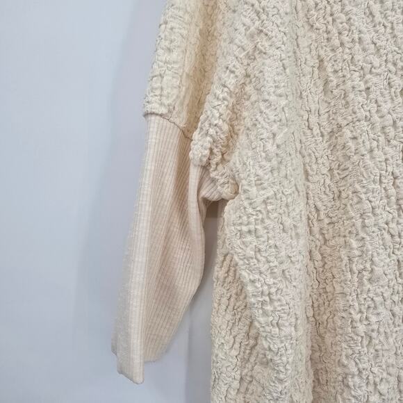 Easel Women's Crinkle Pop Fabric Lightweight Elbow Sleeve Hoodie Top Cream Small - Picture 6 of 8